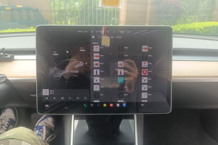 Used Tesla Model 3 2020 Standard Range Rear-Wheel Drive Upgraded Version Instrument Cluster