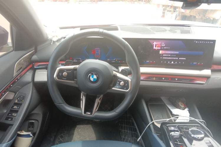 Used BMW 5 Series 2024 530Li Luxury Edition M Sport Package