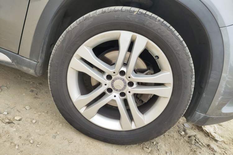 Used Mercedes-Benz GLA 2015 GLA 200 Sport Edition Right Front Wheel Hub