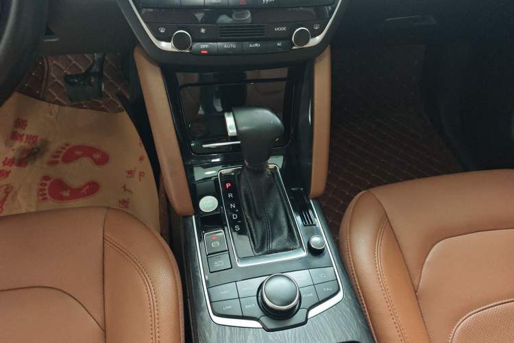 Used BORGWARD BX7 2016 28T 2WD Elite Edition 5-seater
