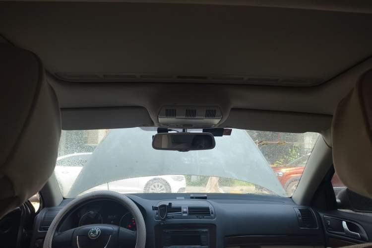 Used Skoda Octavia 2012 1.6L Automatic Yijun Edition