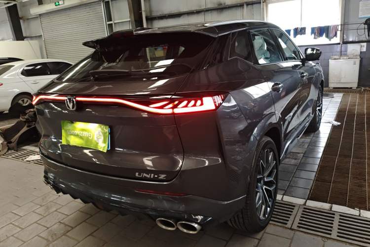 Used CHANGAN UNI-Z 2025 1.5T Premium Edition Rear Right 45 Deg