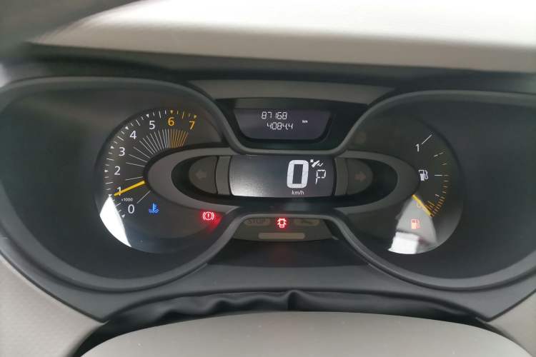 Used Renault Captur 2015 1.2T Automatic Standard Edition