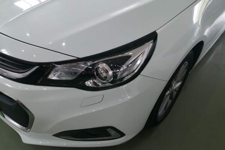 Used Chevrolet Malibu 2018 530T Automatic Luxury Edition Left Front Headlight