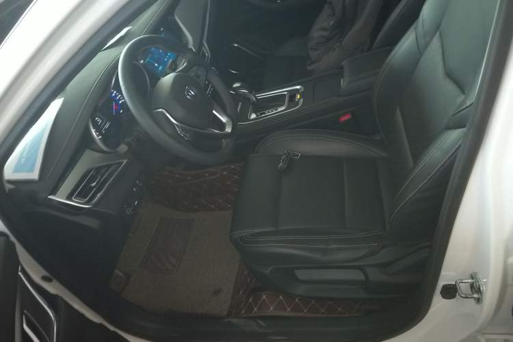 Used Changan Eado 2018 High-Energy Edition 1.6L GDI Automatic Pioneer Model China V Standard
