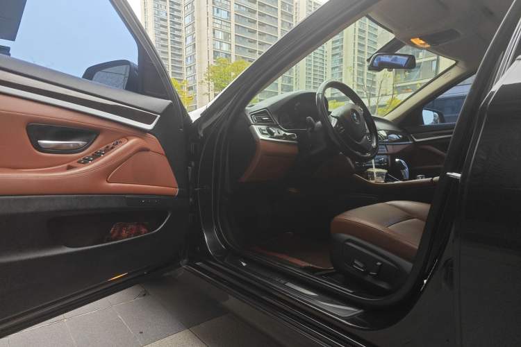 Used BMW 5 Series 2017 525Li Luxury Design Package