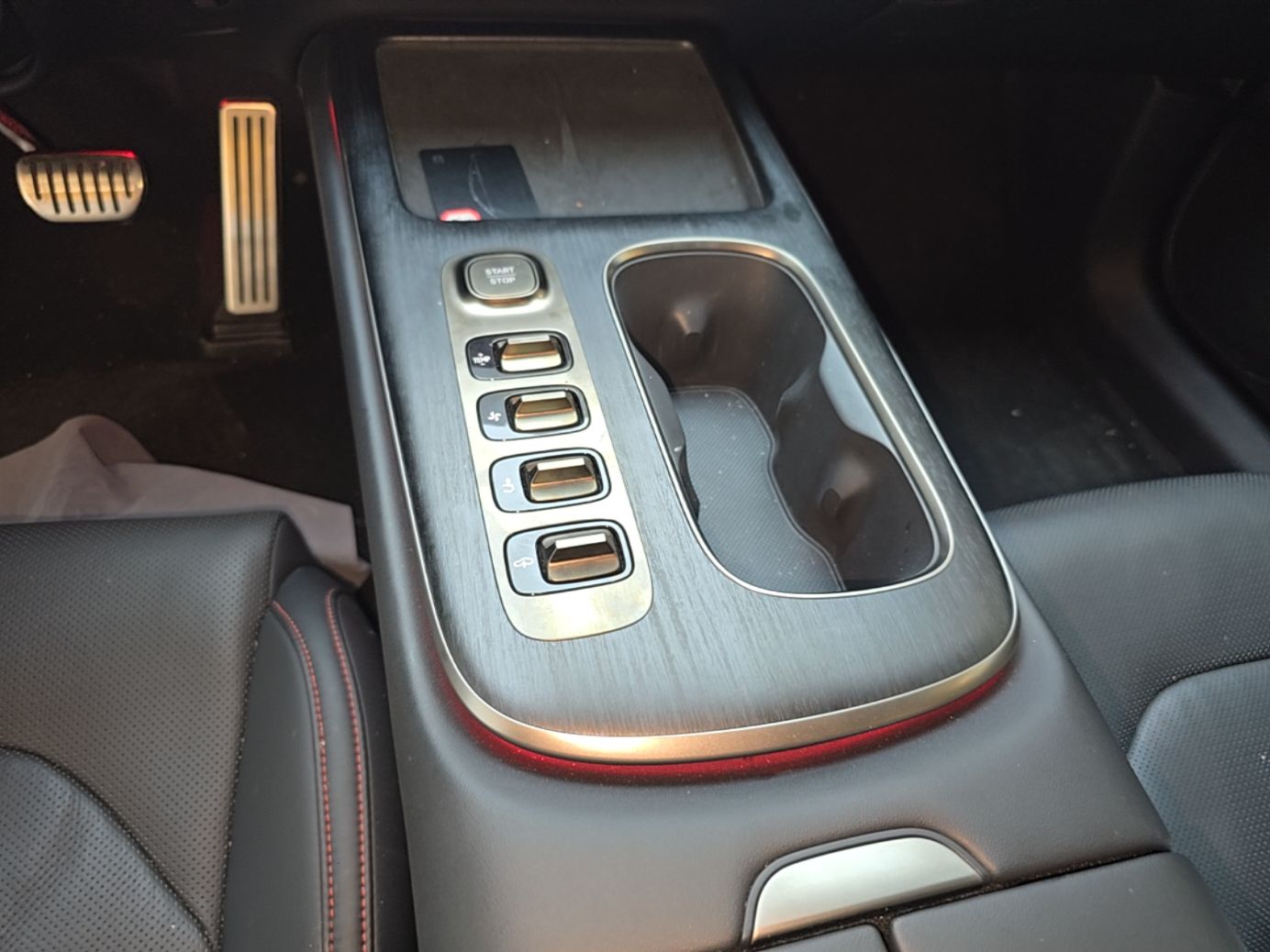 Xiaomi Auto SU7 2024 Four-Wheel Drive Ultra-Long Range Advanced Intelligent Driving Max Edition — снимка 16