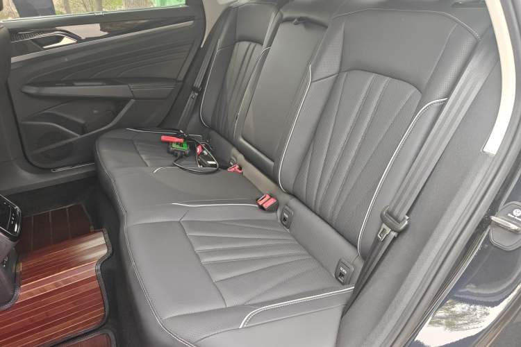 Used Volkswagen Passat 2023 Revised 380TSI Luxury Edition Left Rear Seat