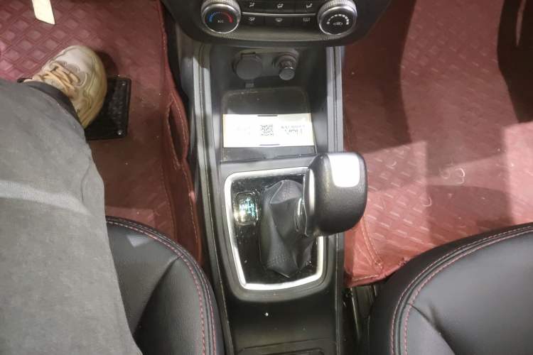 Used Haval H1 2016 Blue Label 1.5L AMT Luxury Model