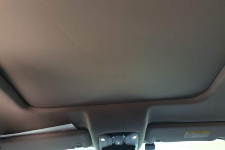 Used GAC Trumpchi GS7 2017 320T Two-Wheel-Drive Luxury Smart Connectivity Model
