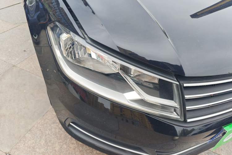 Used Volkswagen Santana 2016 1.6L Manual Fashion Edition