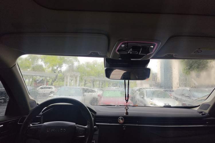 Used Lynk & Co 05 2022 2.0T Two-Wheel Drive Shine Halo Headliner