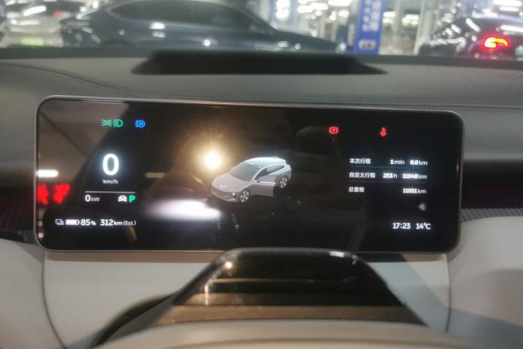 Used Nio ET5T 2025 75 kWh Touring
