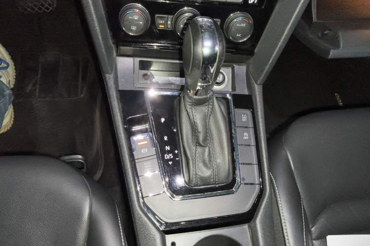 Used Volkswagen Lamando 2015 280TSI DSG Comfort Edition