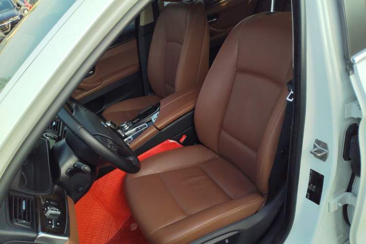 Used BMW 5 Series 2014 525Li Leading Model Left Front Seat