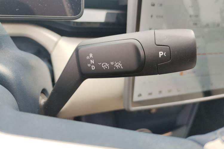 Used Zeekr X 2023 Rear-Drive YOU Edition 4 Seats Gear Lever