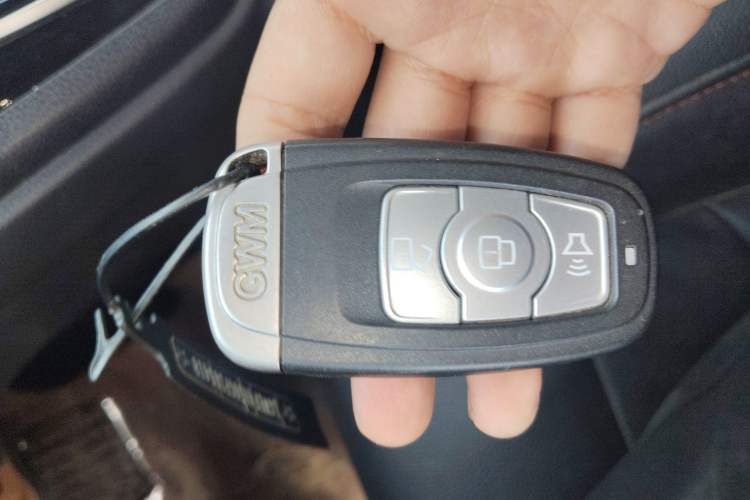 Used Haval H6 2016 Upgraded Model 1.5T Automatic Two-Wheel Drive Elite Version