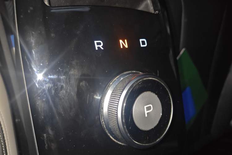 Used Geometry E Firefly 2022 401 km Linglong Tiger 4 Seats
