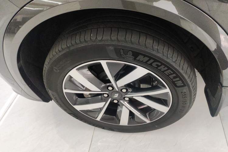 Used Li Auto L7 2023 Pro Model Left Front Wheel Hub