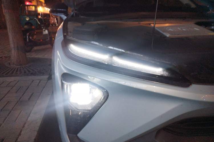 Used Nio ES6 2020 420 km Sport Edition Right Front Headlight