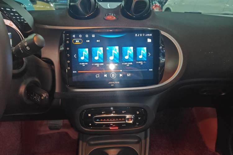 Used smart fortwo 2018 1.0L 52kW Hardtop Passion Edition China V Standard