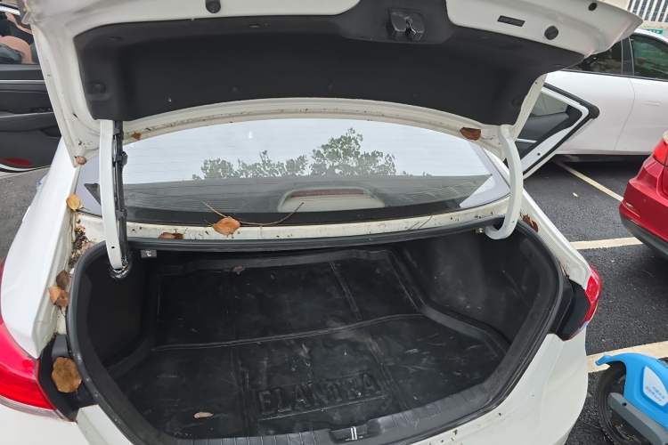 Used Hyundai Elantra (6th Generation / Lingdong) 2019 1.5L CVT ZhiXuan – Elite Version Trunk