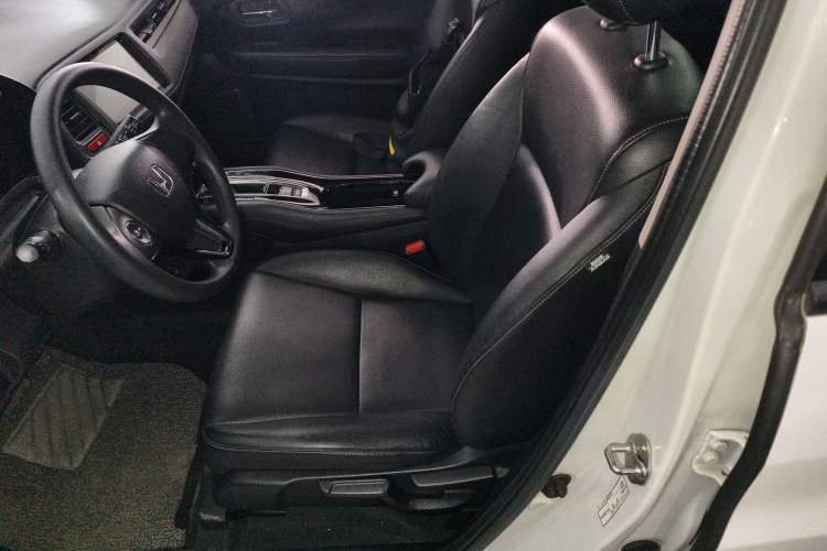 Used Honda Vezel 2017 1.8L CVT Front-Wheel Drive Pioneer Edition