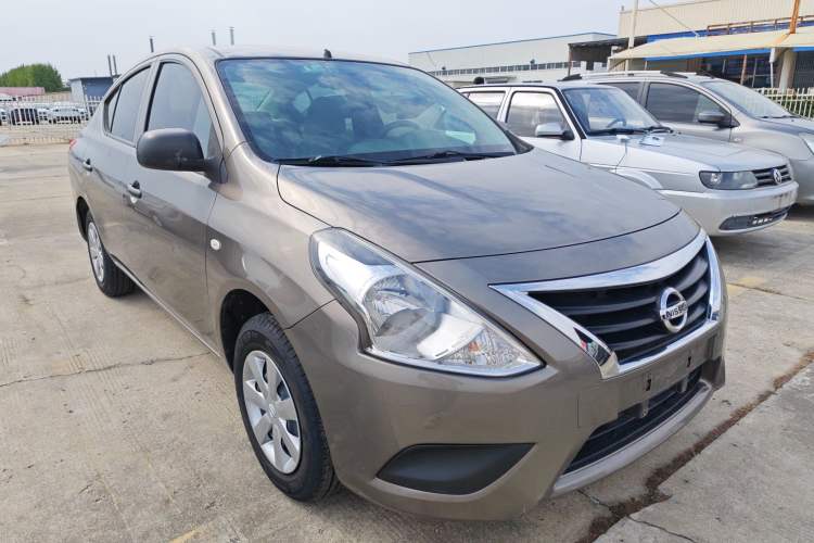 Used Nissan Sunny 2015 1.5XE Manual Comfort Edition
