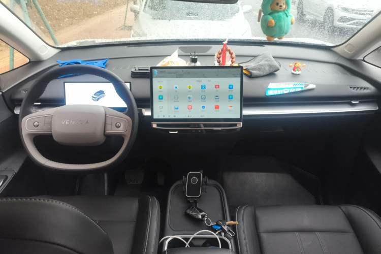 Used Venucia VX6 2025 Large Flat-Layout 520 Pro