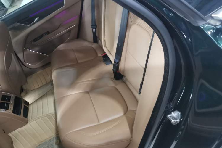 Used Jaguar XFL 2024 2.0T P250 Two-Wheel Drive Prestige Luxury Edition Left Rear Seat