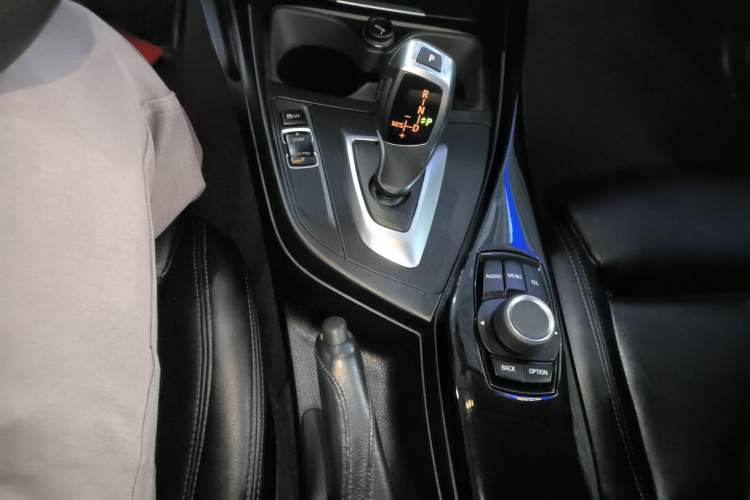 Used BMW 1 Series 2015 120i Sport Design Package
