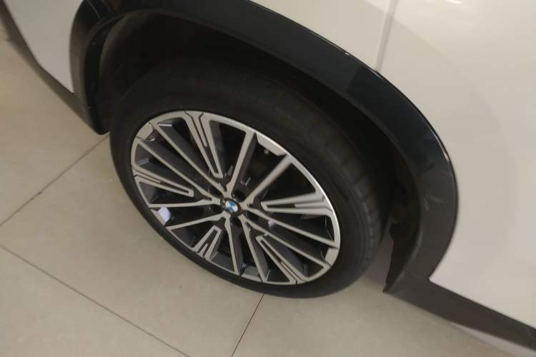 Used BMW X1 2023 xDrive25Li X Design Package Exterior 8