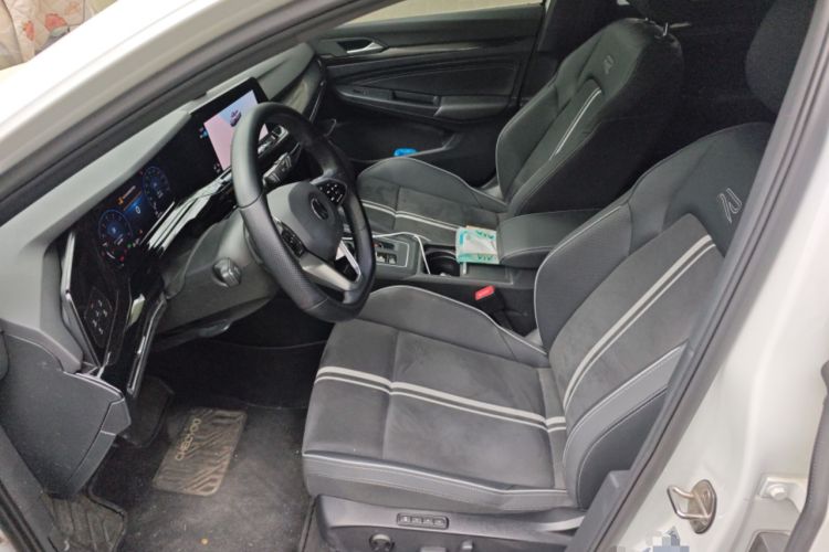 Used Volkswagen Golf 2021 280TSI DSG R-Line
