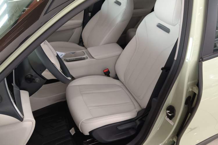 Used Geely Galaxy Geome 2025 310km Youth Edition Left Front Seat