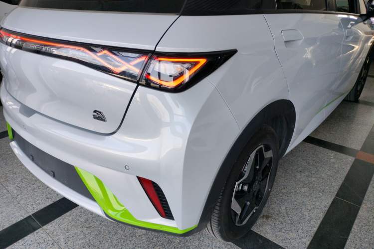 Used BYD Dolphin 2021 405 km Free Version
