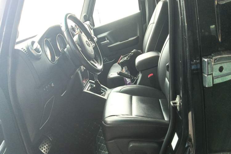 Used BAIC Off-Road BJ40 2016 40L 2.3T Automatic Two-Wheel Drive Prestige Edition