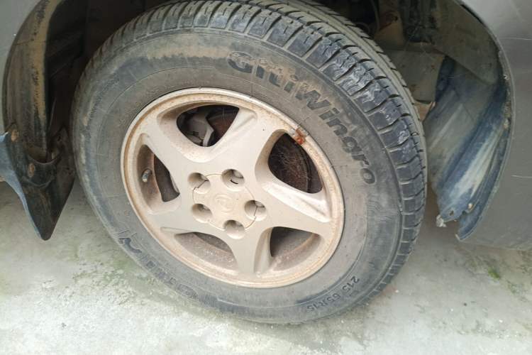 Used FORTHING Lingzhi 2015 V3 1.6L 7-Seater Standard Model
