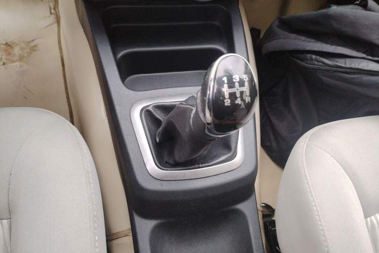 Used HYOSOW H2 2016 H2E 1.5L Classic Model BJ415A