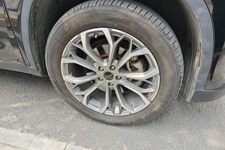 Used EXEED Lingyun 2019 1.6T Two-Wheel Drive Diamond Edition Right Front Wheel Hub