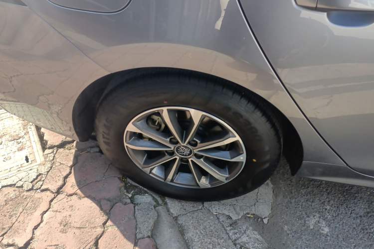 Used BYD Qin PLUS 2024 HONOR Edition DM-i 55KM Leading Model Exterior 8