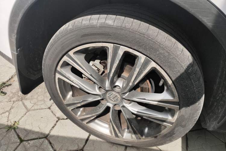 Used BYD Tang 2018 2.0T Automatic Smart Connect Prestige 7-Seater China V Standard