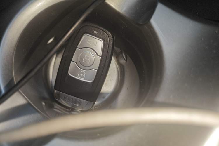 Used Haval H6 2016 Upgraded Model 1.5T Automatic Two-Wheel Drive Elite Version