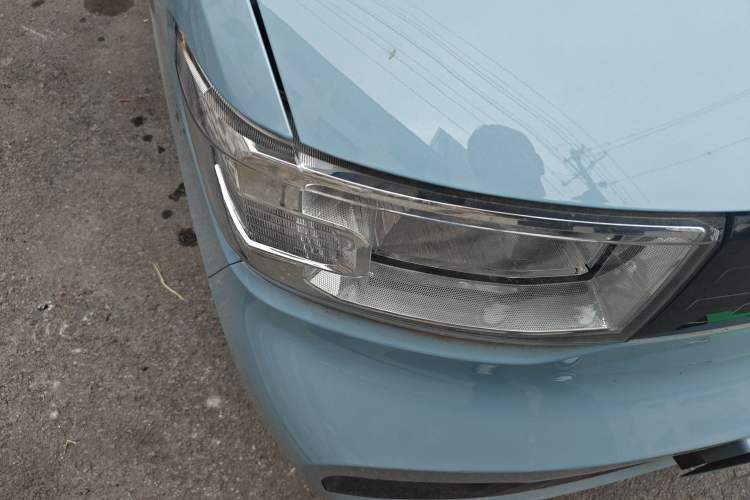 Used Wuling Hongguang MINIEV 2022 Zizai Version Lithium Iron Phosphate Right Front Headlight