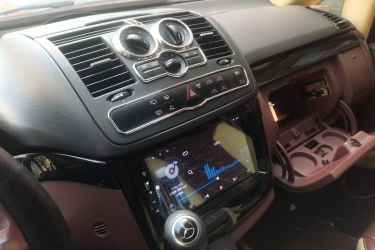 Used Karson Vito 2015 C7 3.0L Business & Luxury Model Variant C Audio And AC Panel