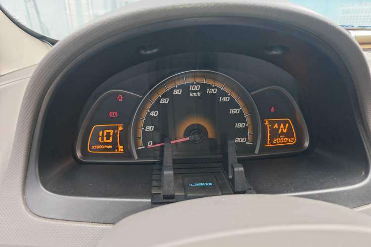 Used Chevrolet Sail 2013 Sedan 1.4L AMT Enjoy Edition Instrument Cluster