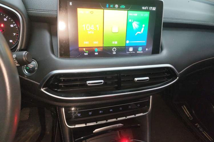 Used MG HS 2019 20T Automatic Two-Wheel Drive Luxury Edition China VI Standard