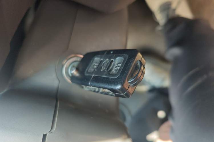 Used Iveco Power Daily 2017 2.5T Classic A32 Mid-Roof 6-7 Seater Bus 47Z5
