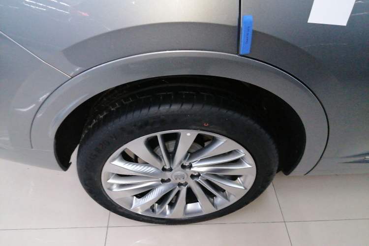 Used Buick Envision 2024 Encore Plus AWD Avenir
