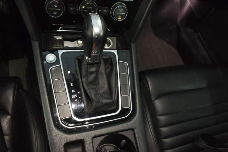 Used Volkswagen Magotan 2018 Facelift 380TSI DSG Luxury Version
