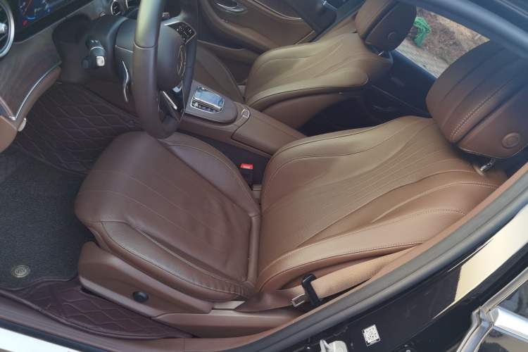 Used Mercedes-Benz E-Class 2021 E 300 L Stylish Model